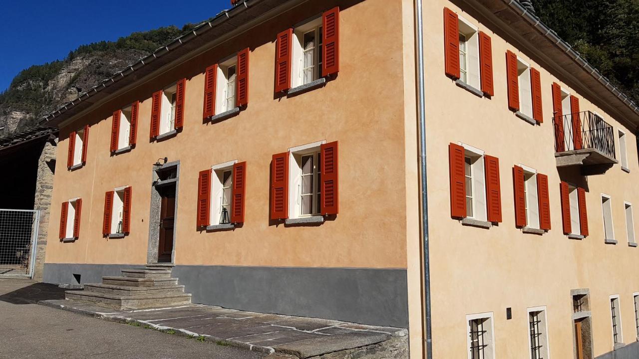 Bnb Ai Cav Calanca Arvigo Exterior photo